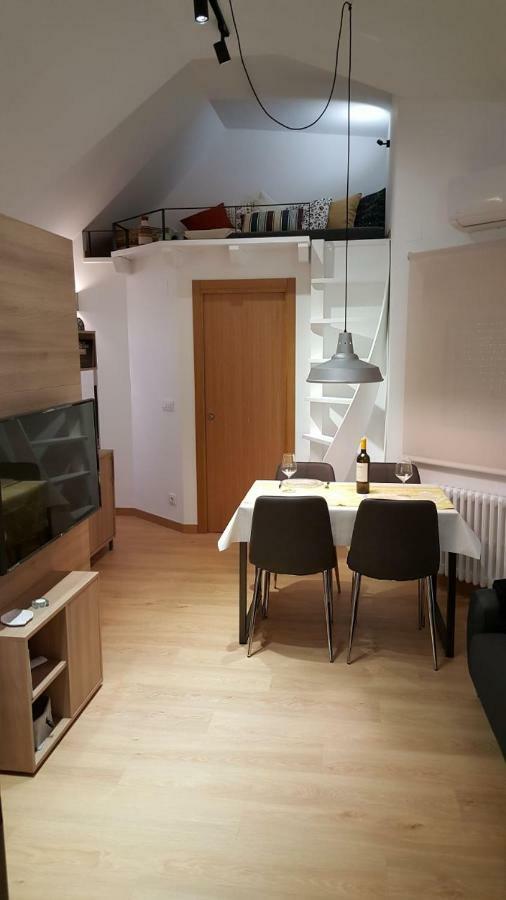 Estudio Atico Con Altillo 奥伦塞 外观 照片